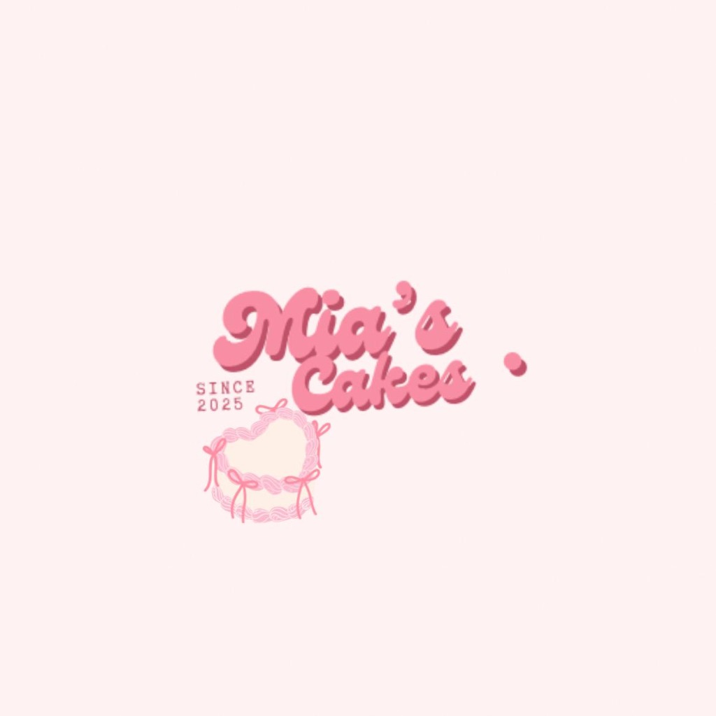 Mia's Cakes custom design